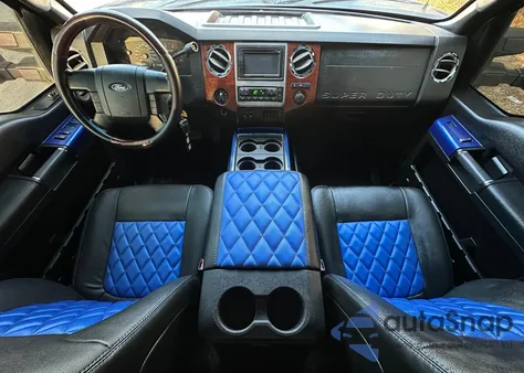 2004 Ford Excursion Eddie Bauer z USA, uszkodzony, nr VIN 1FMSU45P14EA06923